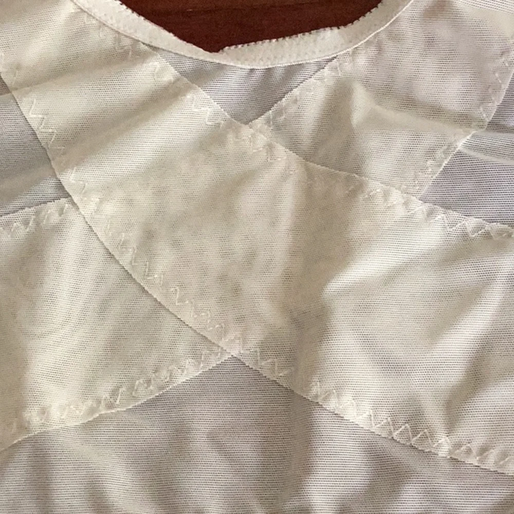 BRA Comfort Choice 52 B  “For the GIRLS”    FRONT CLOSE BRA NWOT